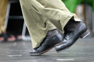 Toe Taps Explained: Essential Benefits and Key Considerations