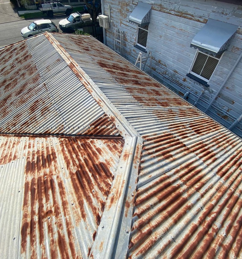 Metal Roof Painting: Expert Tips from a Brisbane Painter