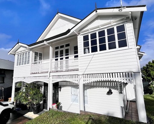 Queenslander Painting: Exploring the Transformation Journey